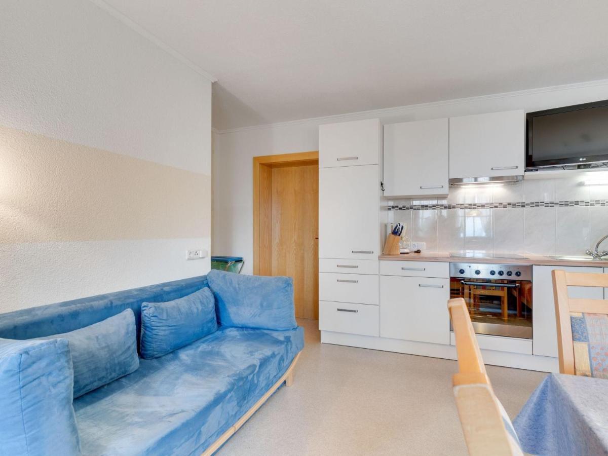 Quaint Apartment In Hainzenberg Near Horbergbahn Exterior photo